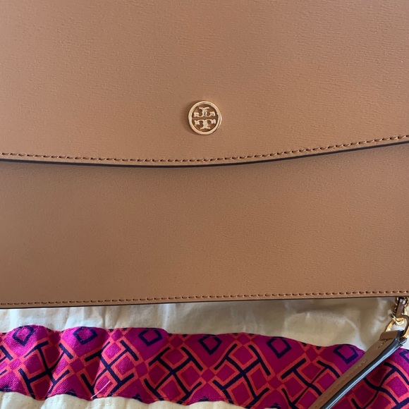 Tory Burch - Picture 3 of 5